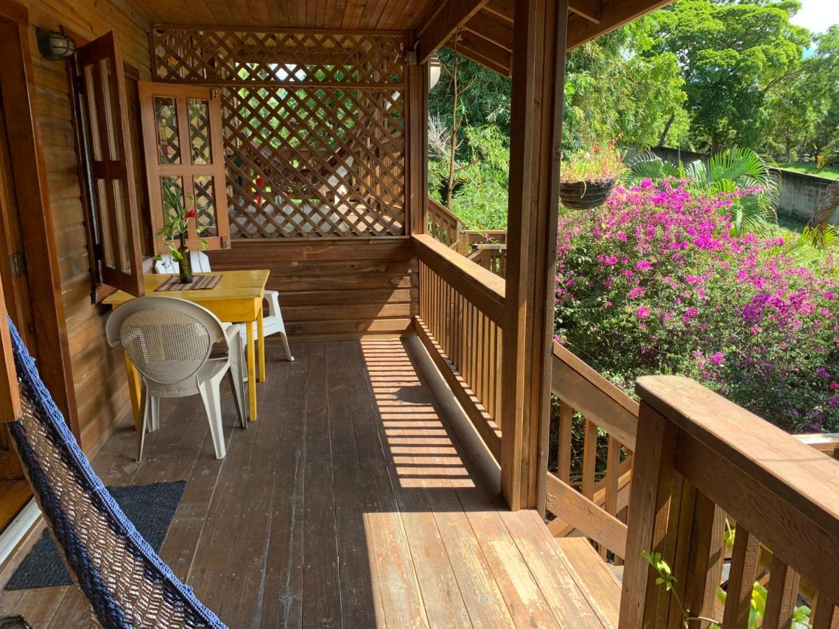 Seabreeze Inn เวสต์เอนด์ ภายนอก รูปภาพ